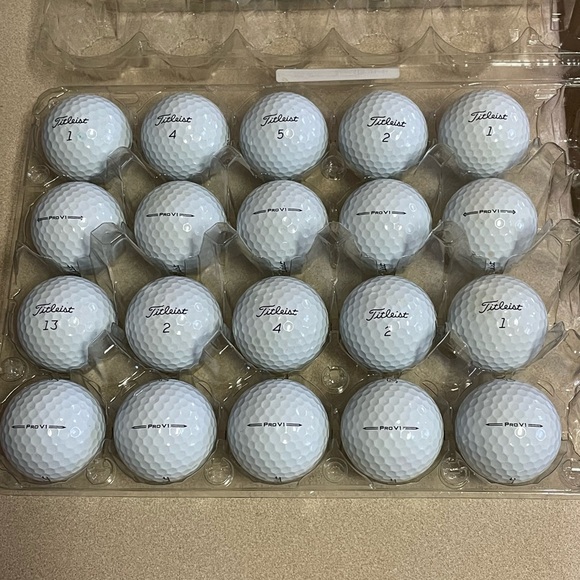 Titleist Games 2 Titleist Pro V Golf Balls 5a Mint Condition Only